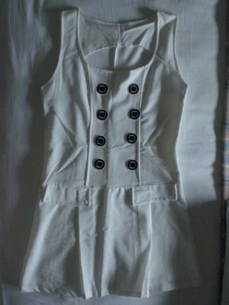 Robe t.u ou t.38 neuve pas cher