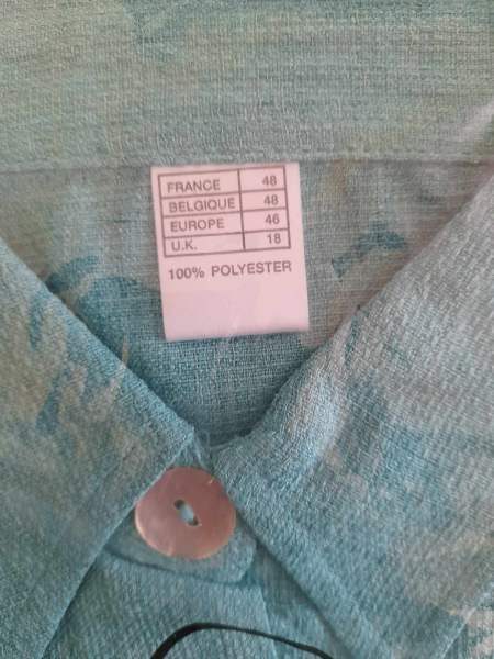 Vente Robe turquoise femme &agrave; boutons avec ceinture