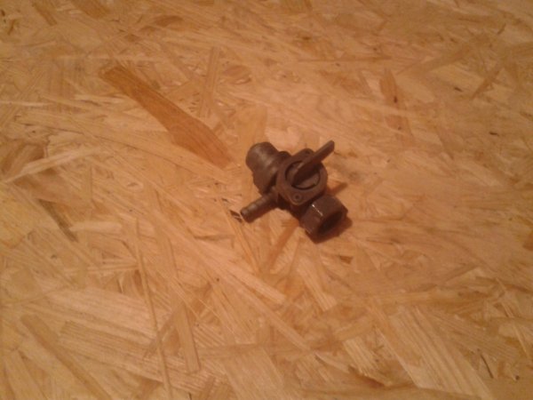 Robinet d &eacute;ssence honda 125 cm 1992