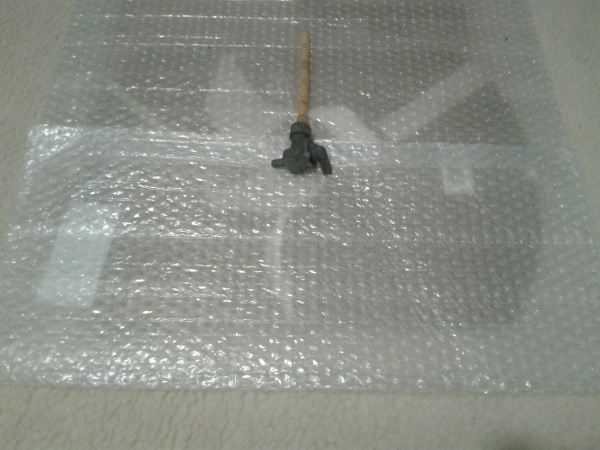 Robinet d éssence honda 125 crm 1994