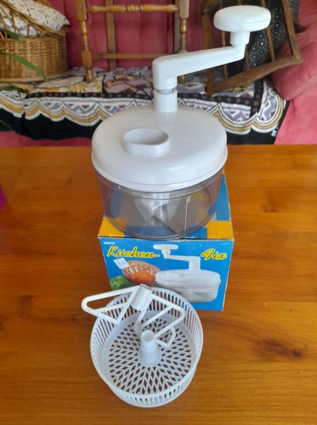 Robot hachoir manuel lame inox fruits l&eacute;gumes