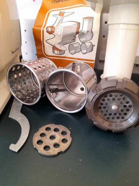 Vente Robot multifonction moulinex jeanette charlotte -