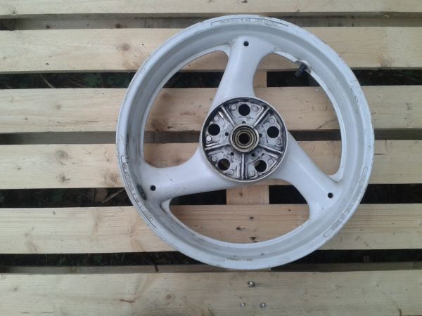 Vente Roue arriére suzuki 250 rgv 1990