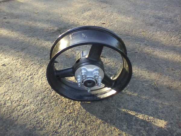 Vente Roue arriére suzuki gsf  650 bandit 2016