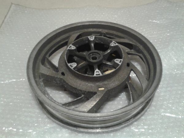 Roue avant honda pc 800 pacific coast 2000