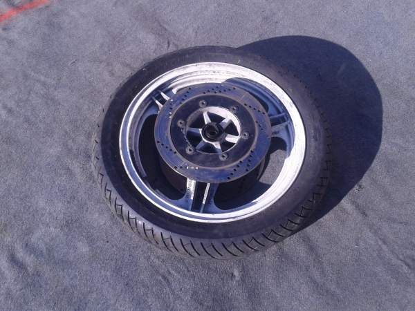 Roue avant kawasaki 500 gpz 1993