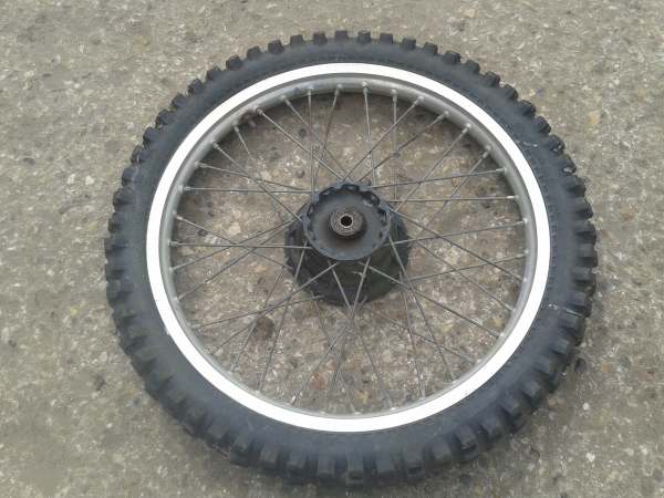 Annonce Roue avant yamaha 125 dtlc 1982