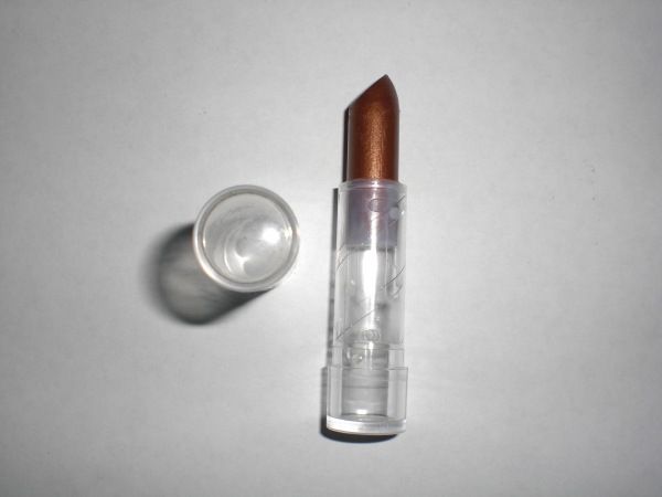 Annonce Rouge a levre neuf