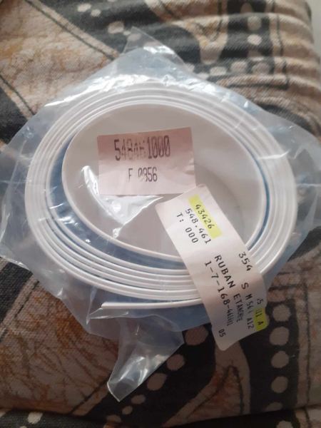 Ruban étancheité auto adhésif