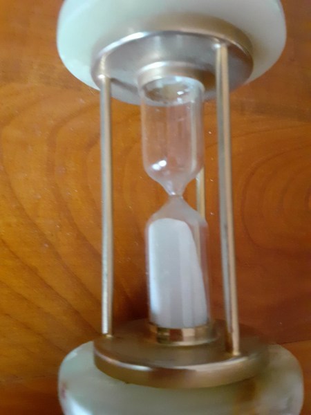 Sablier en verre et pierre pas cher