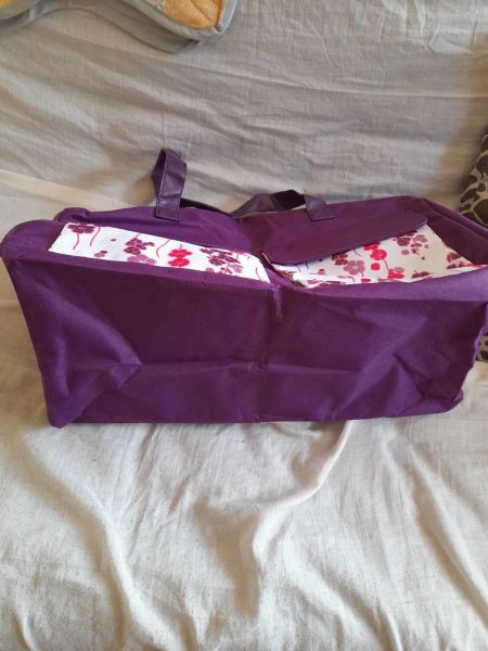 Annonce Sac de plage , sac cabas violet , blanc