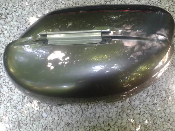 Annonce Sacoche droite kawasaki vn 1700 vulcan 2023