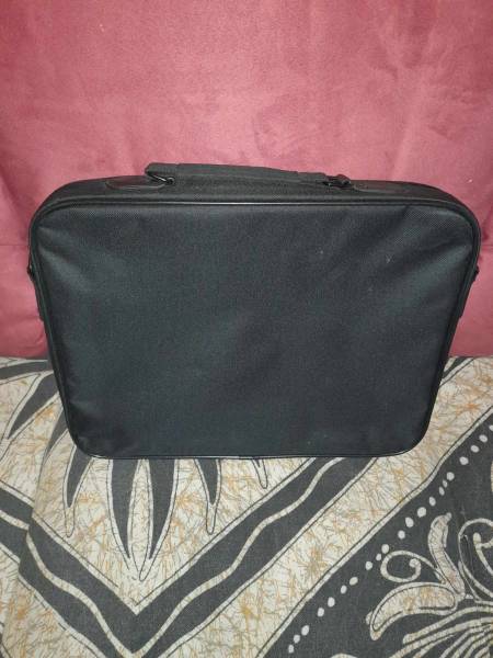 Vente Sacoche pc portable 30 x 40 cm
