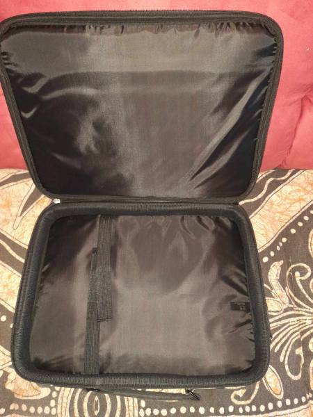 Sacoche pc portable 30 x 40 cm pas cher