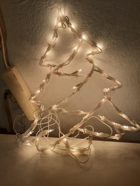 Sapin lumineux électrique