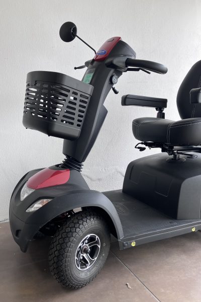 Scooter - fauteuil Électrique  invacare comet pro pas cher
