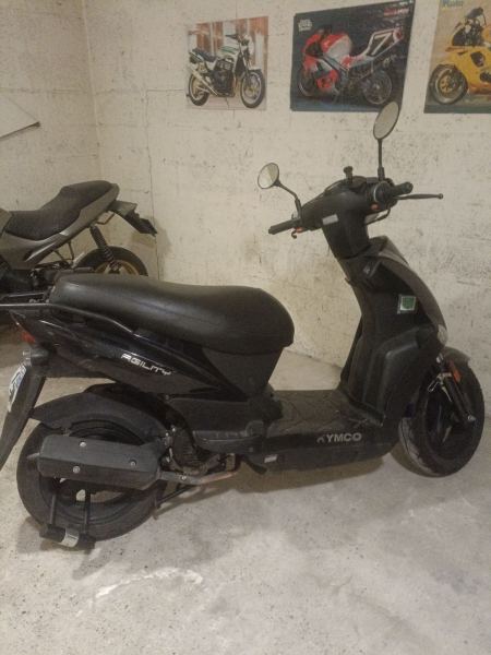 Scooter kymco agility 50 première main annee 2020 pas cher