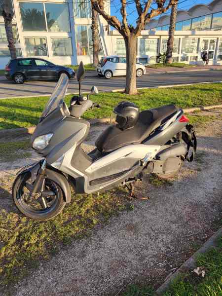 Annonce Scooter xmax 125