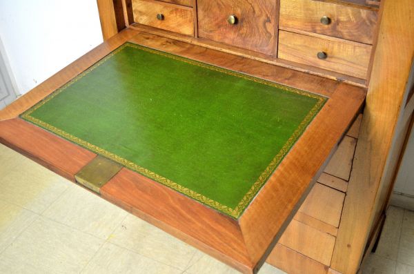 Annonce Secr&eacute;taire style louis philippe en noyer - 19&egrave;me