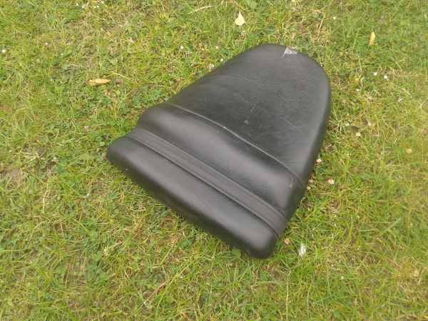 Vente Selle arri&eacute;re confort suzuki 750 gsxr srad 1998