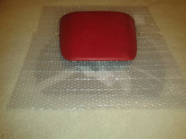 Annonce Selle arri&eacute;re suzuki 600 rf 1993