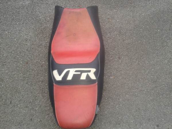 Selle bagster  honda 750 vfr 1995
