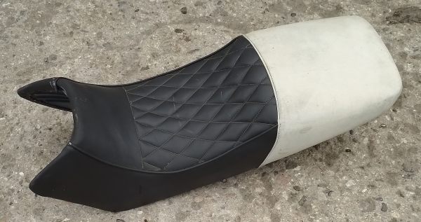 Vente Selle honda 400 vff 1985