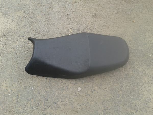 Annonce Selle suzuki gsf 1200 bandit 2002