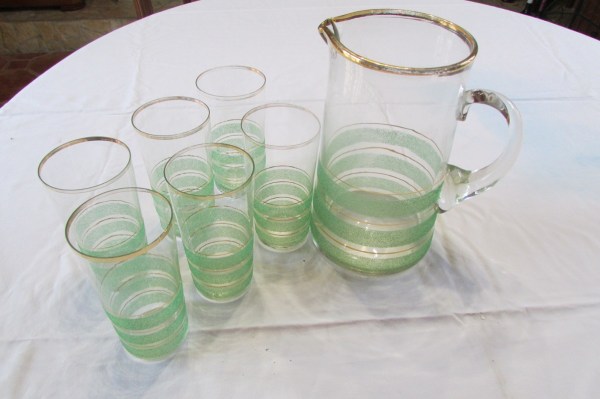 Service &agrave; orangeade des ann&eacute;es 50, verre sabl&eacute; et