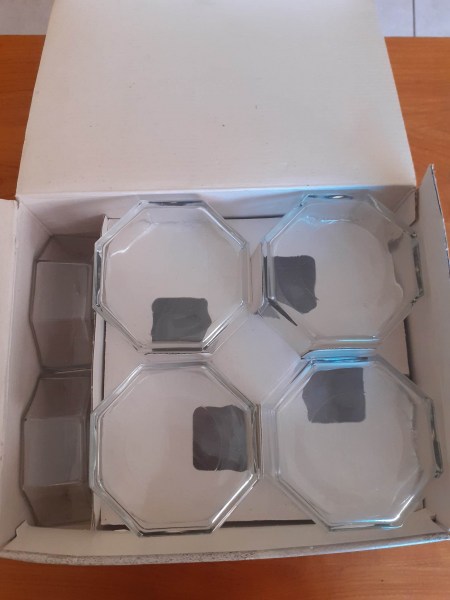 Vente Service de table 7 pi&egrave;ces en verre transparent