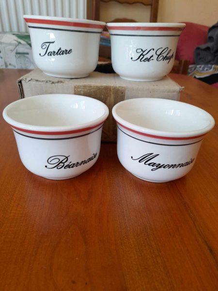 Set de 4 bols &agrave; sauce en c&eacute;ramique