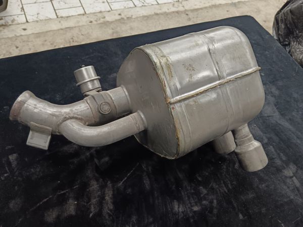 Annonce Silencieux d'&eacute;chappement pour ferrari california