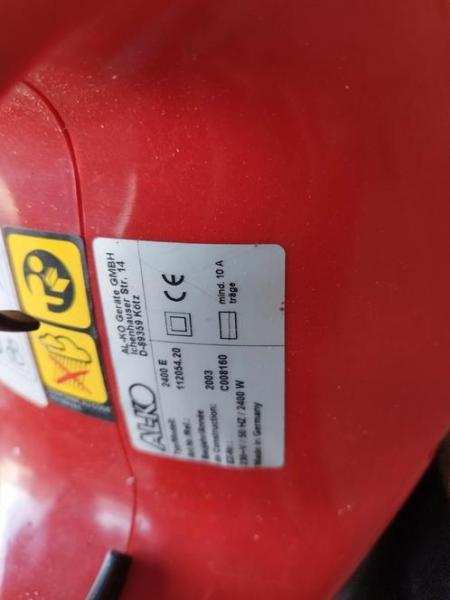 Annonce Souffleur de feuilles uniropa : 25 €