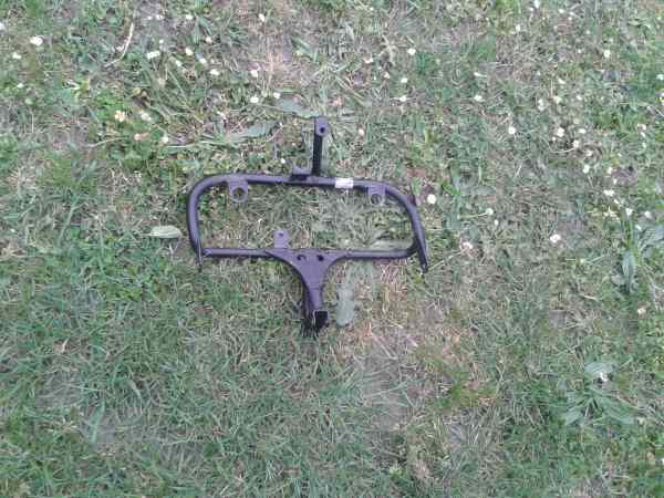 Vente Ssupport carénage aprilia 650 pegaso cube 2000