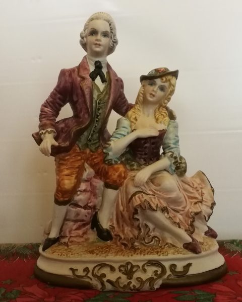 Statuette porcelaine - les amoureux