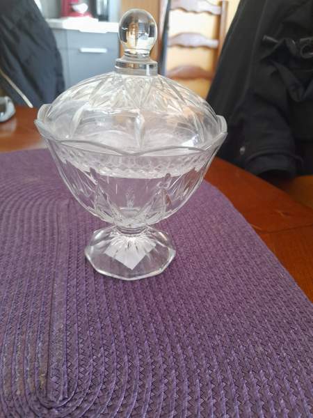 Sucrier en verre  + petite coupelle