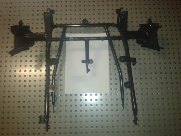 Annonce Support carénage honda pc 800 pacific coast 1989