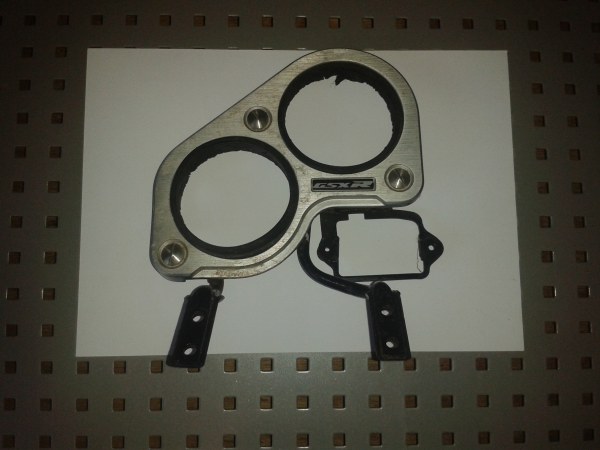 Support compteur suzuki 1100 gsxr 1992
