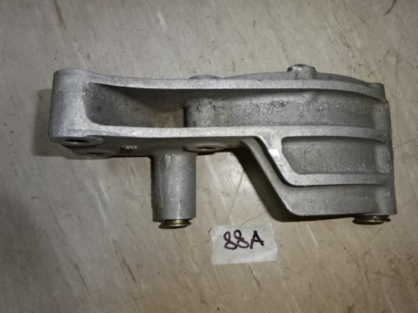 Annonce Support de compresseur climatisation ferrari 456