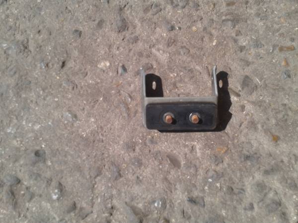 Annonce Support réservoir avant yamaha 400 fzr rr 1993