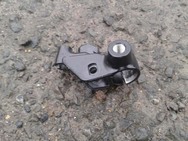 Support retroviseur gauche yamaha 900 mt09 2020