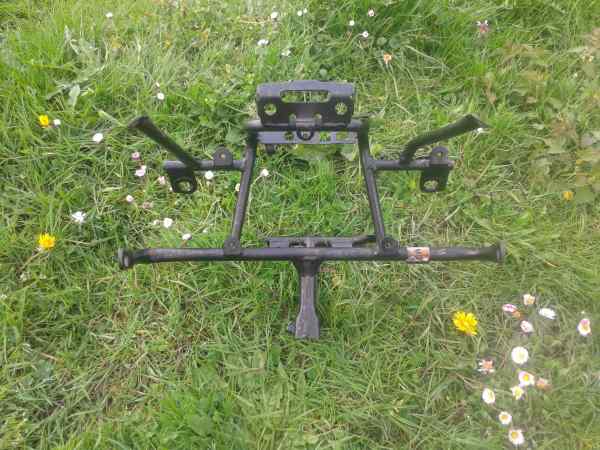 Support t&eacute;te de fourche honda 750 africa twin 1993