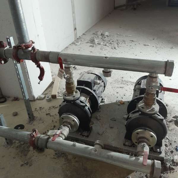 Surpresseurs de ria avec armoire de contr&ocirc;le pas cher