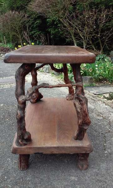 Annonce Table 2 plateaux pieds ceps de vigne h 0.68 l 0.80