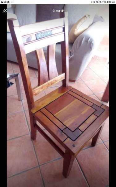 Table + 6 chaises + enfilade en acacia pas cher