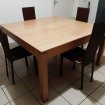 Annonce Table a manger avec 4 chaises en cuir