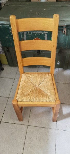 Table carré + rallonge + 6 chaises pas cher