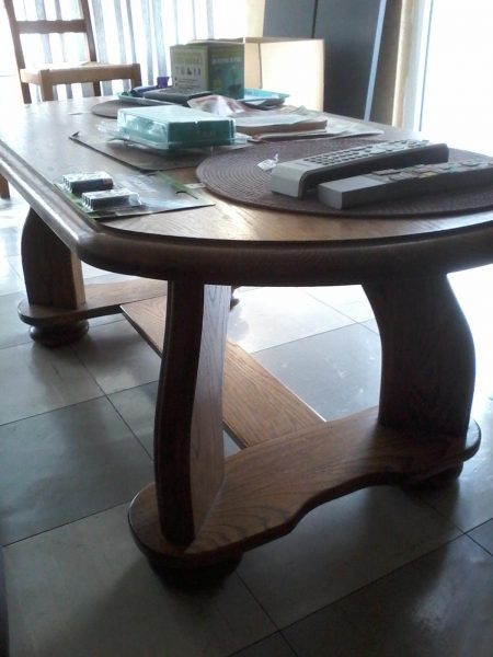 Table de salon en  bois massif