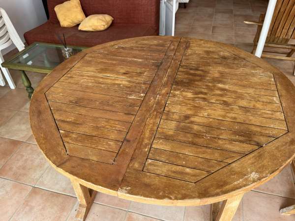 Vente Table  en bois avec chaises exterieur