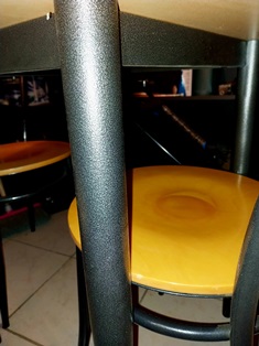 Vente Table et 4 chaises.